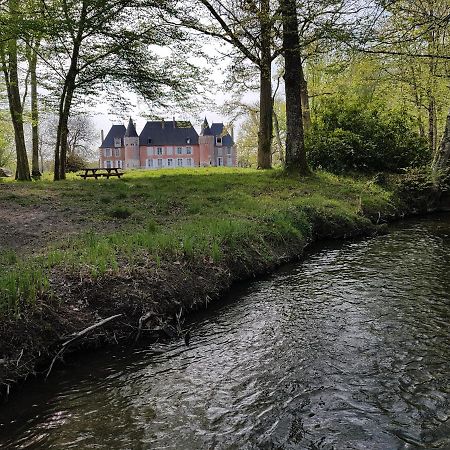 Chateau De Souesmes المظهر الخارجي الصورة
